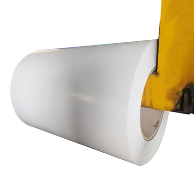 La couleur a enduit 0.6mm Ppgi zingage enduit d'une première couche de peinture par bobine en acier de 275g/m2