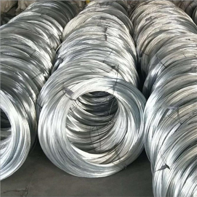 Le fil machine en acier galvanisé par Gi pour le PVC du cintre 2.5mm a enduit 7/0.33mm 275g/M2