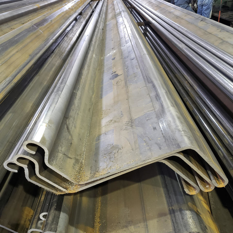 Pile de palplanches en acier formée à froid U9 - type 750 Z pour la construction Grade50